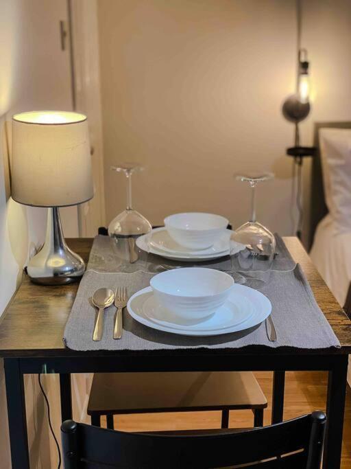 Cozy Studio Near Train Station Cambridge  Bagian luar foto